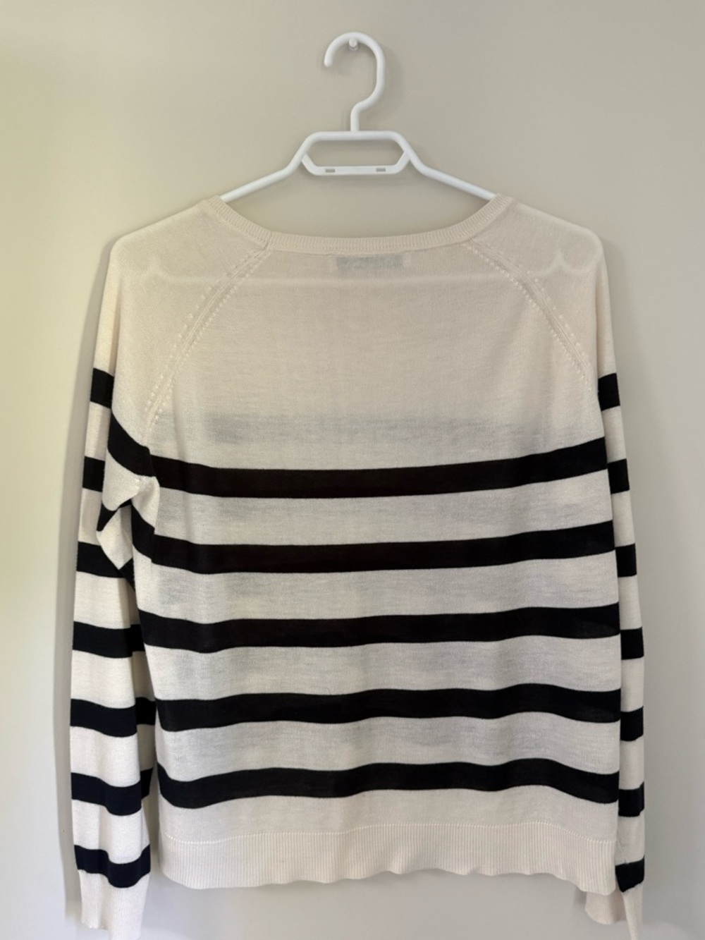 ZARA Long Sleeve Thin Knit Sweater Cream and Black Striped Size M GUC - Picture 10 of 14